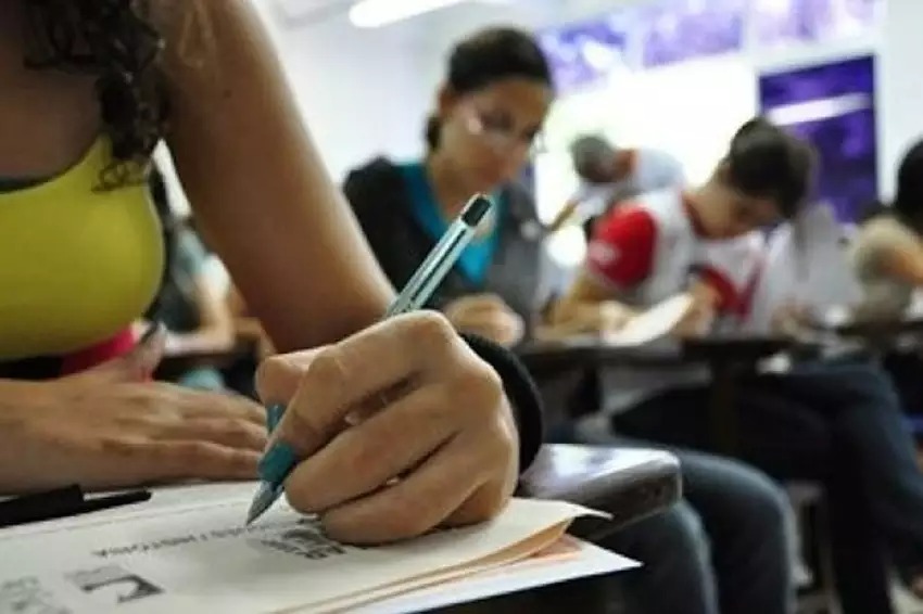 REGIÃO: Concurso público abre 500 vagas com salários de até R$ 20 mil