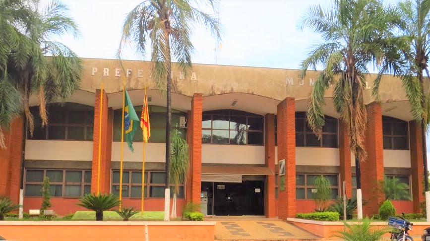 DIVERSAS VAGAS: Braúna abre seleções com salários de até R$ 4,6 mil e benefícios